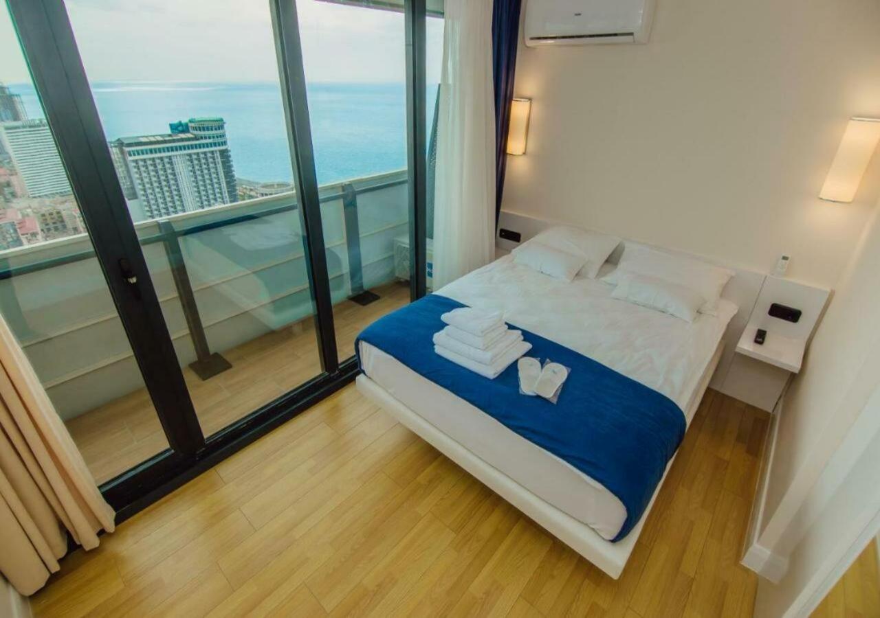 Aparthotel Orbi City Sea View 바투미 외부 사진