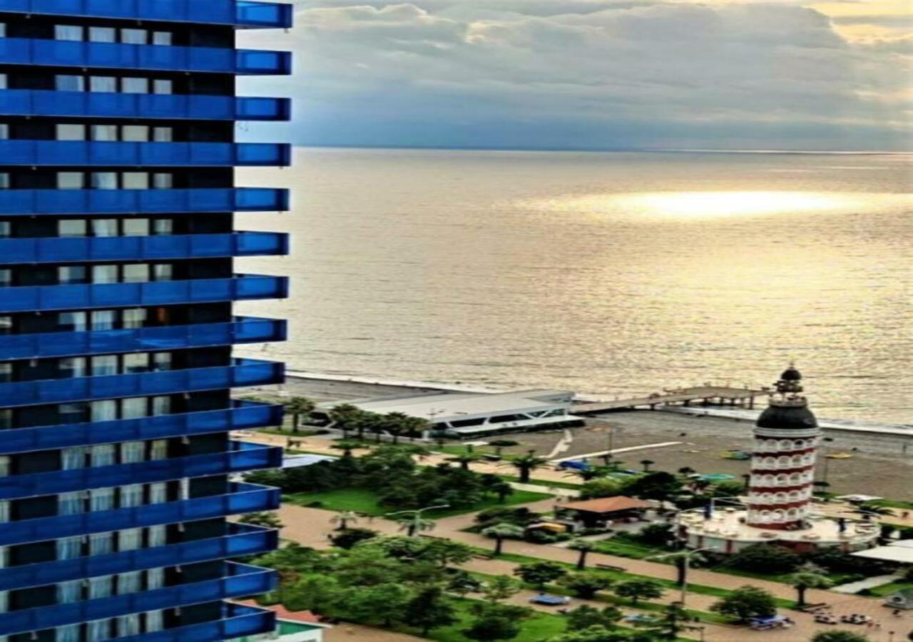Aparthotel Orbi City Sea View 바투미 외부 사진