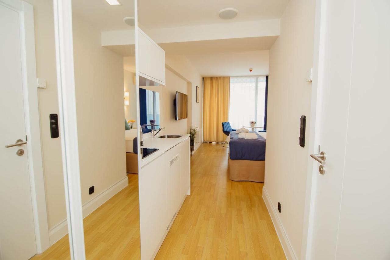 Aparthotel Orbi City Sea View 바투미 외부 사진