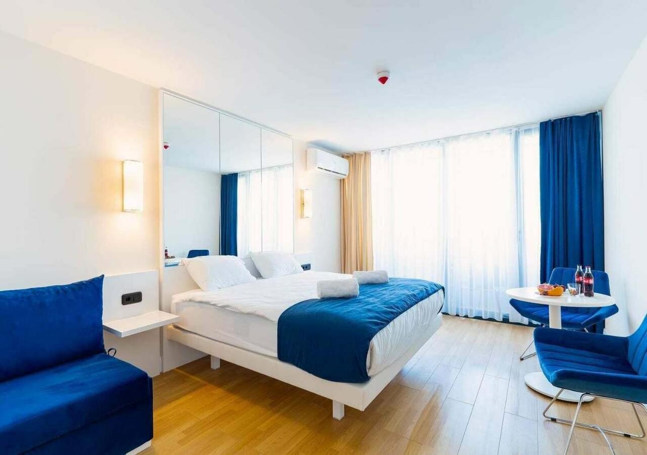 Aparthotel Orbi City Sea View 바투미 외부 사진