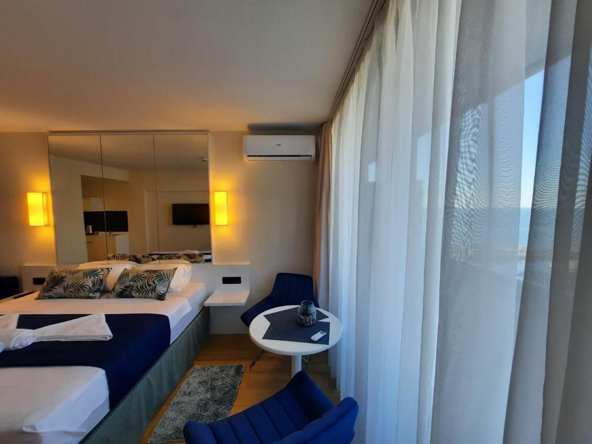 Aparthotel Orbi City Sea View 바투미 외부 사진