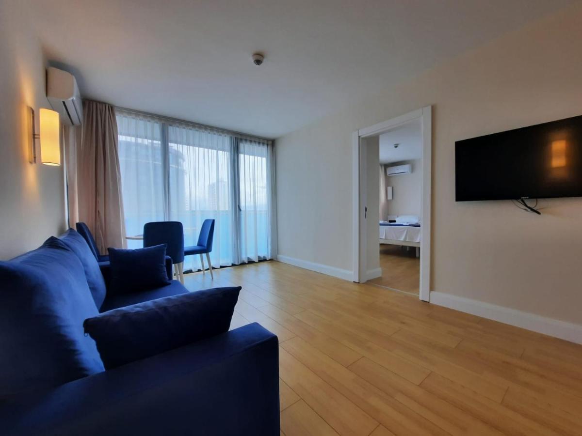 Aparthotel Orbi City Sea View 바투미 외부 사진