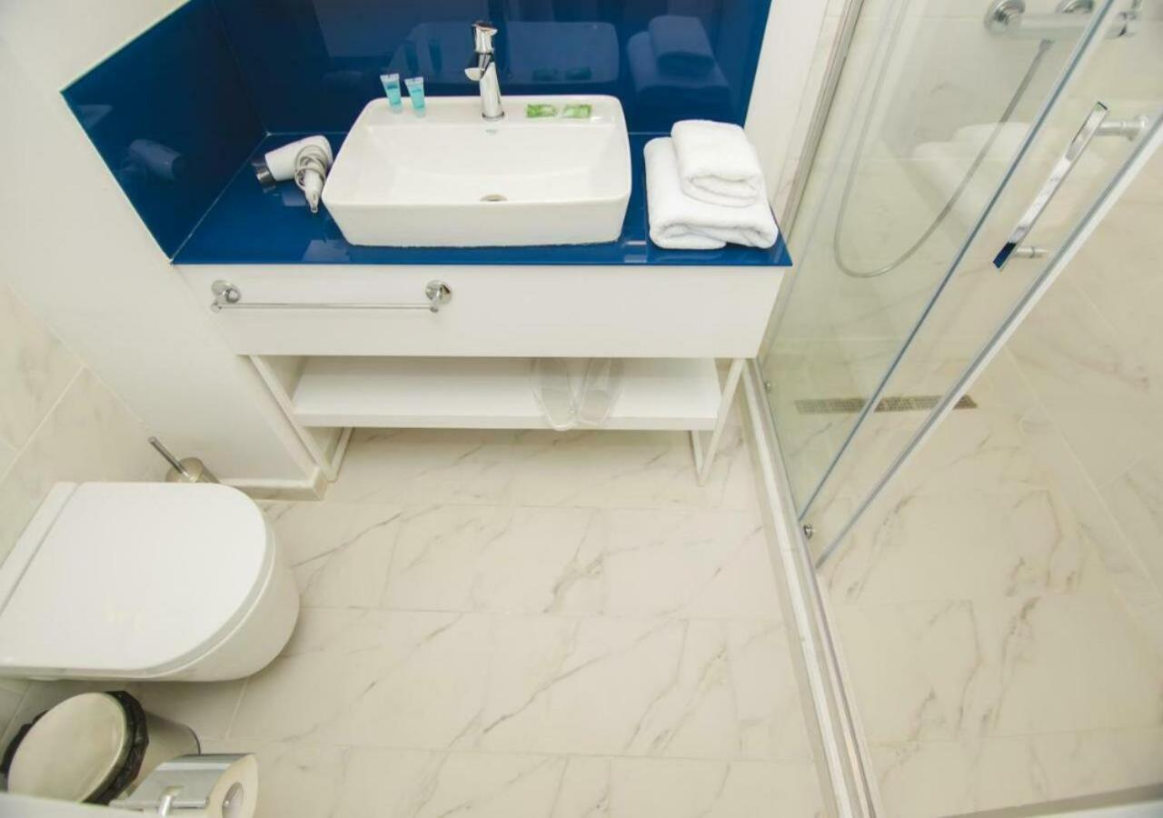 Aparthotel Orbi City Sea View 바투미 외부 사진