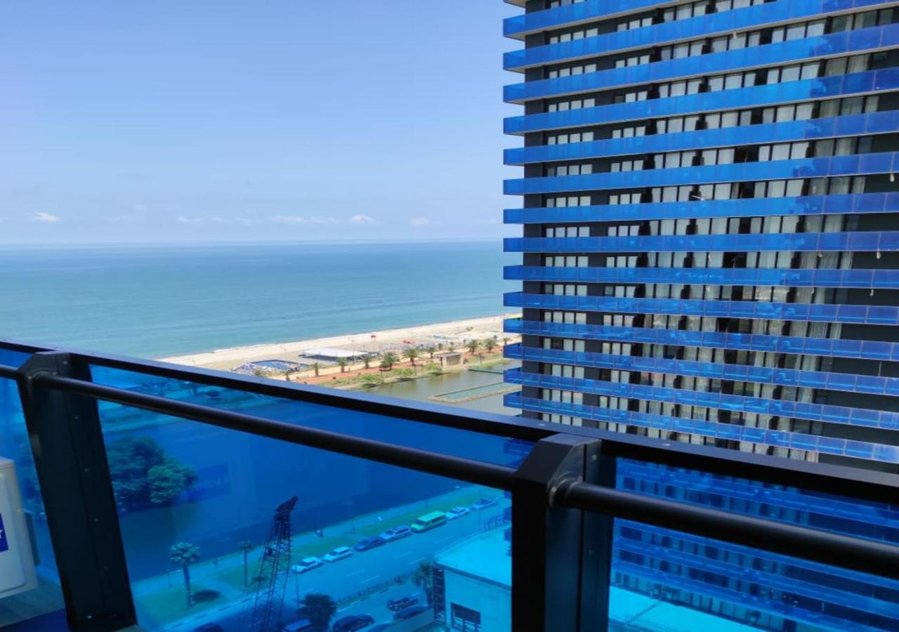 Aparthotel Orbi City Sea View 바투미 외부 사진